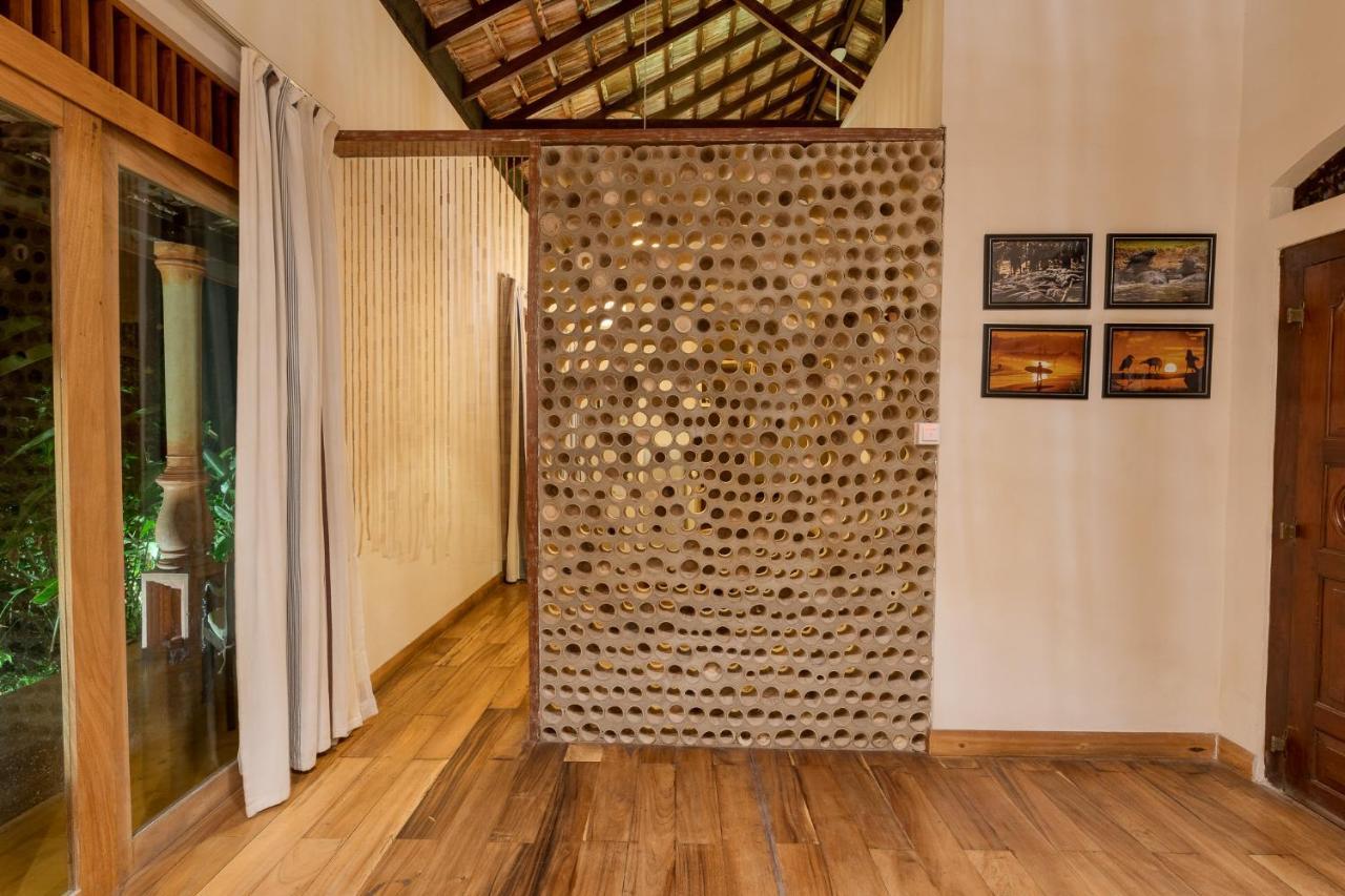 D Canal House Мирисса Экстерьер фото
