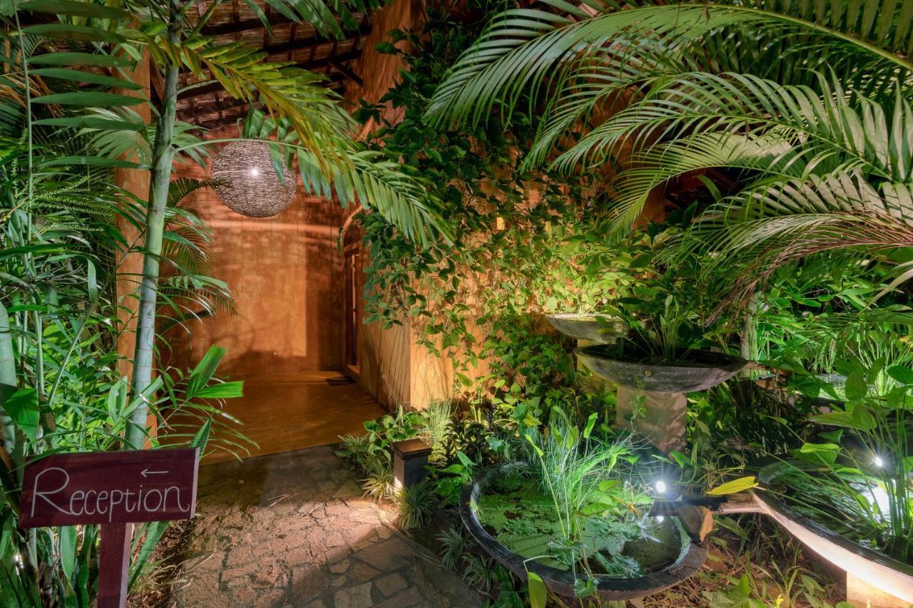D Canal House Мирисса Экстерьер фото