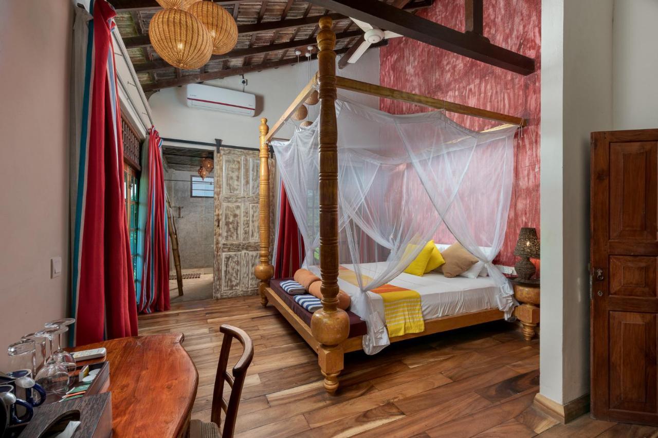 D Canal House Мирисса Экстерьер фото
